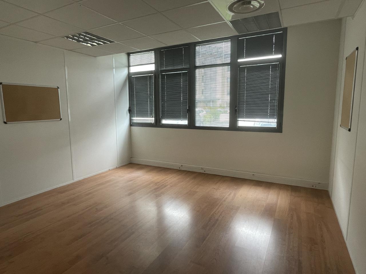 Bureau Saint-Grégoire 90m² Location bureau Saint-Grégoire Ille-et-Vilaine OLBUR2530765 2